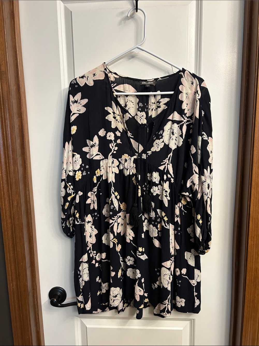 Billabong Black Floral Long Sleeve Babydoll Dress